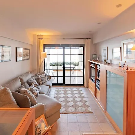 Aina Apartment
